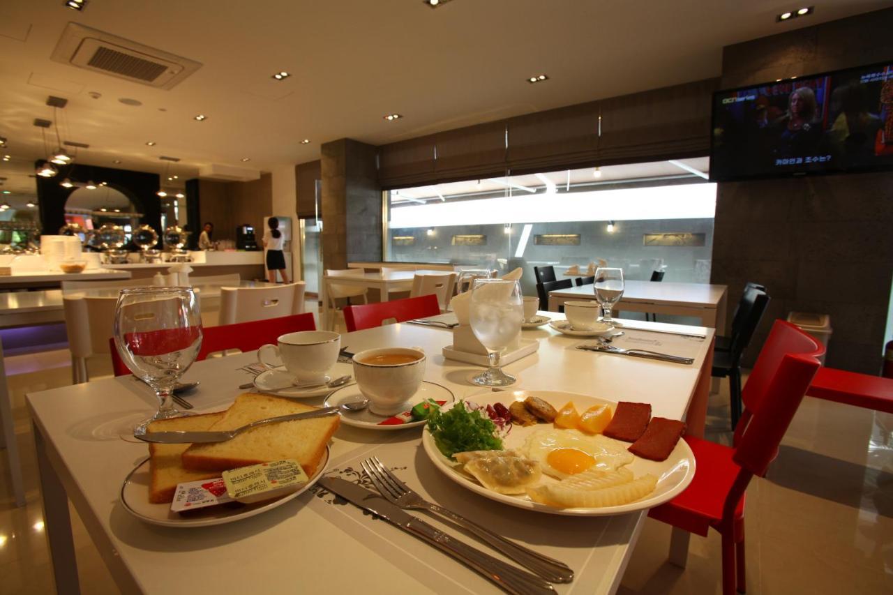Suwon Reve Hotel Esterno foto