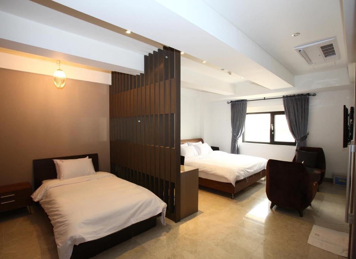 Suwon Reve Hotel Esterno foto