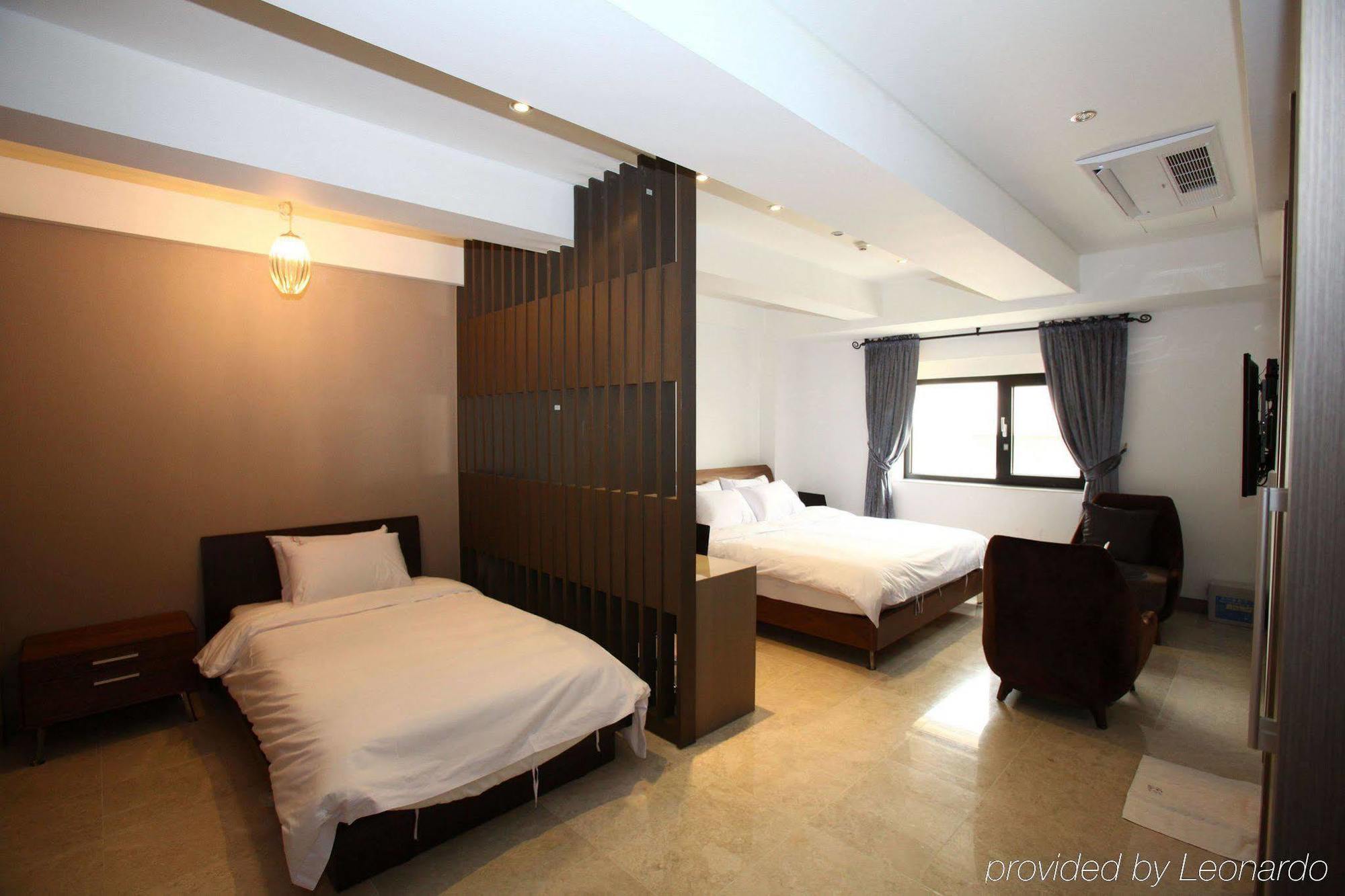 Suwon Reve Hotel Camera foto