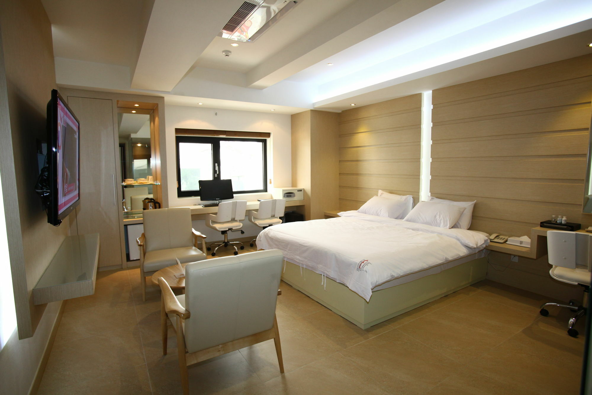 Suwon Reve Hotel Esterno foto